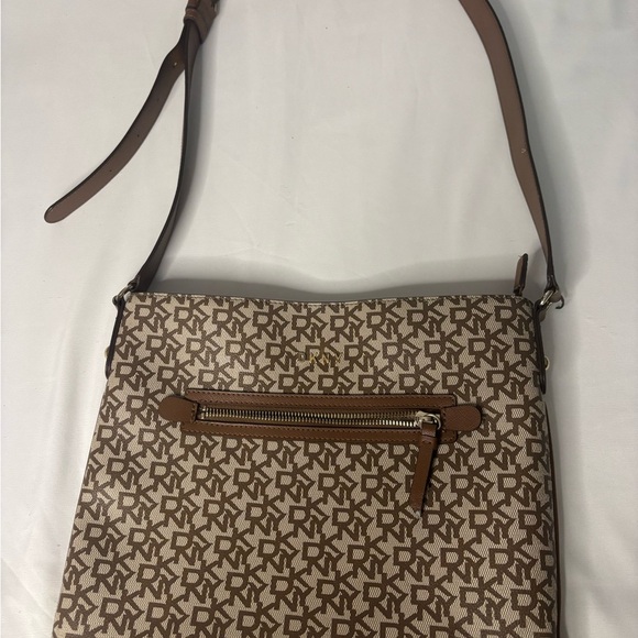 DKNYC Handbags - DKNYC Brown Crossbody Bag with Chic Design